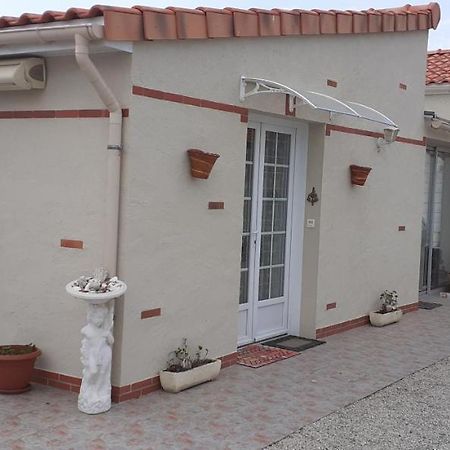 Le Petit Plessis Cure Villa Liré Exterior foto